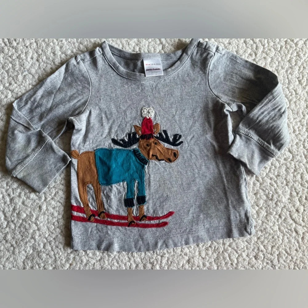 Hanna Andersson Appliqué Skiing Moose long sleeve tee, size 18-24 months